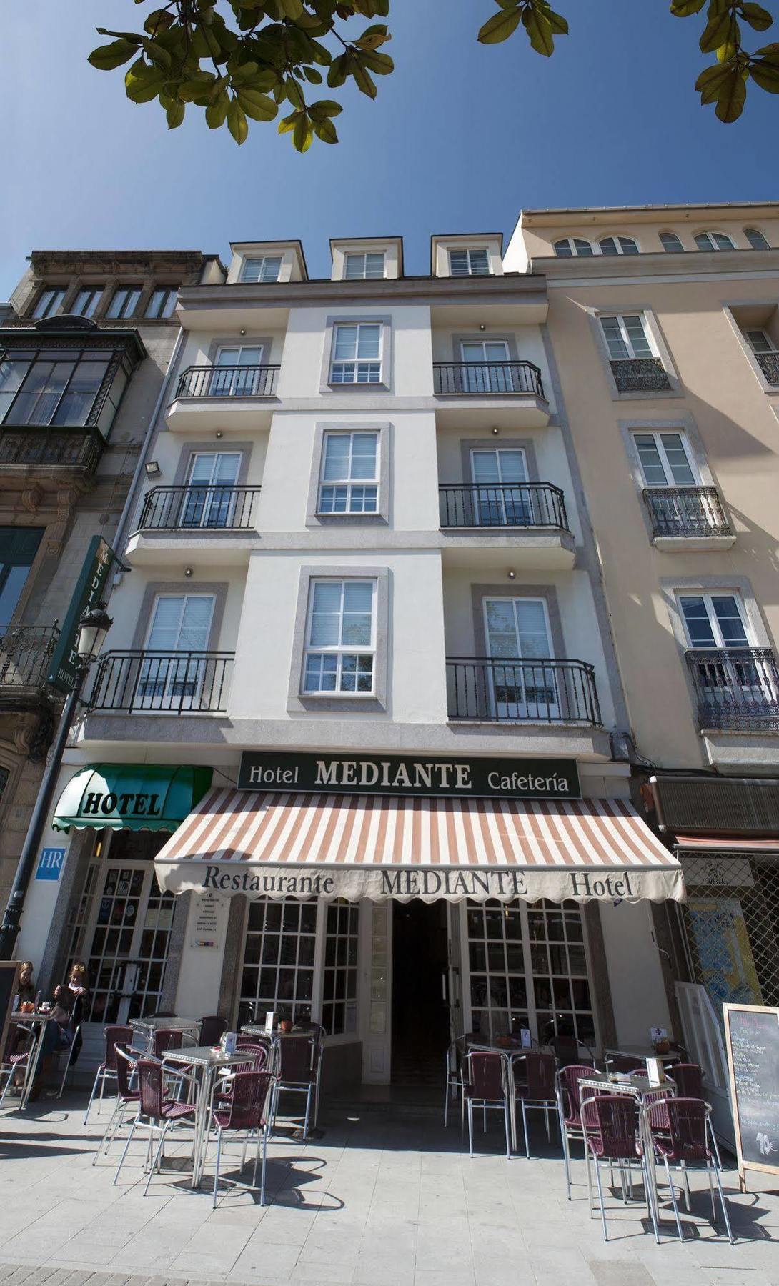 Hotel Mediante 리바데오 외부 사진